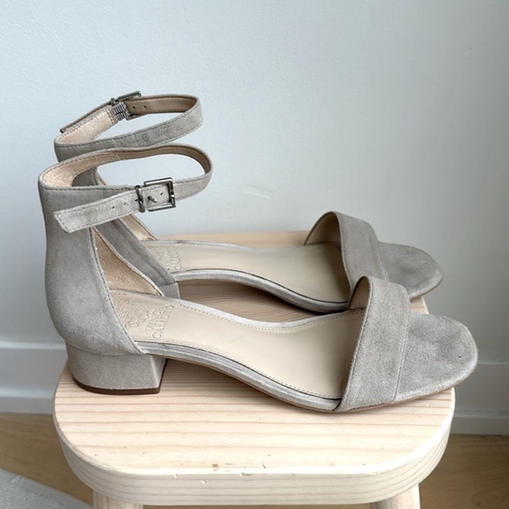 Vince Camuto suede block heel sandles